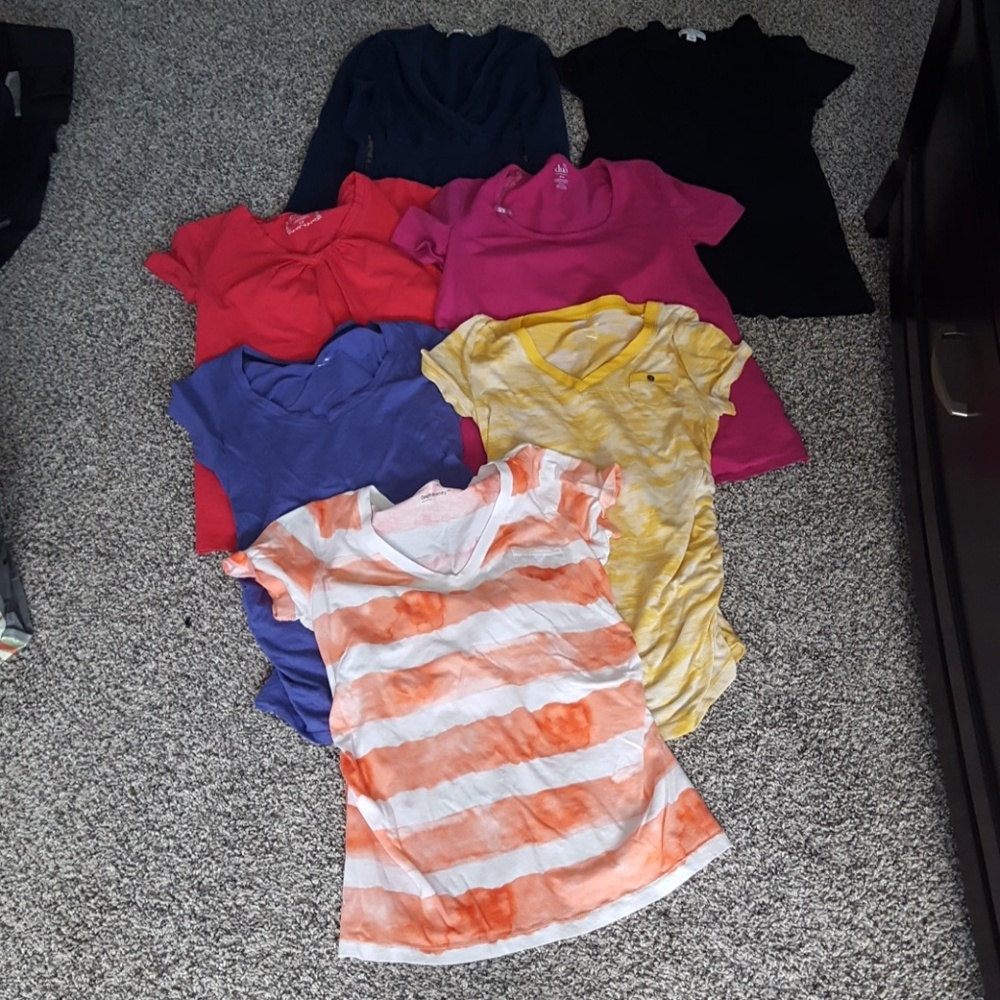 XS/S Maternity shirt lot